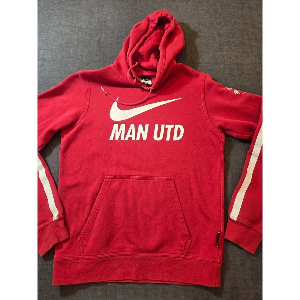 Nike Manchester United Hoodie Mens Small Red Pullover Soccer Football Swoosh Man